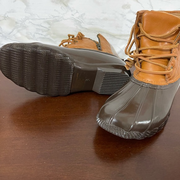 Starve Madden Women’s Boots - Picture 4 of 4